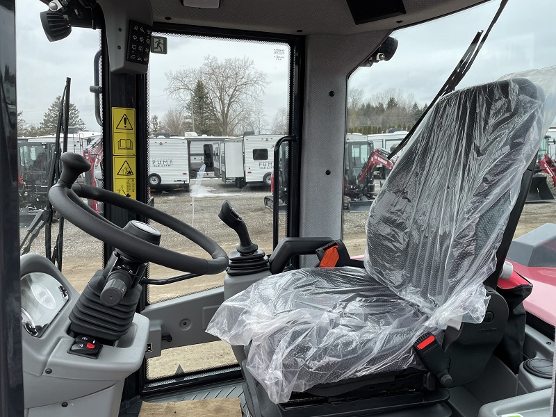 2023 YANMAR V8 WHEEL LOADER