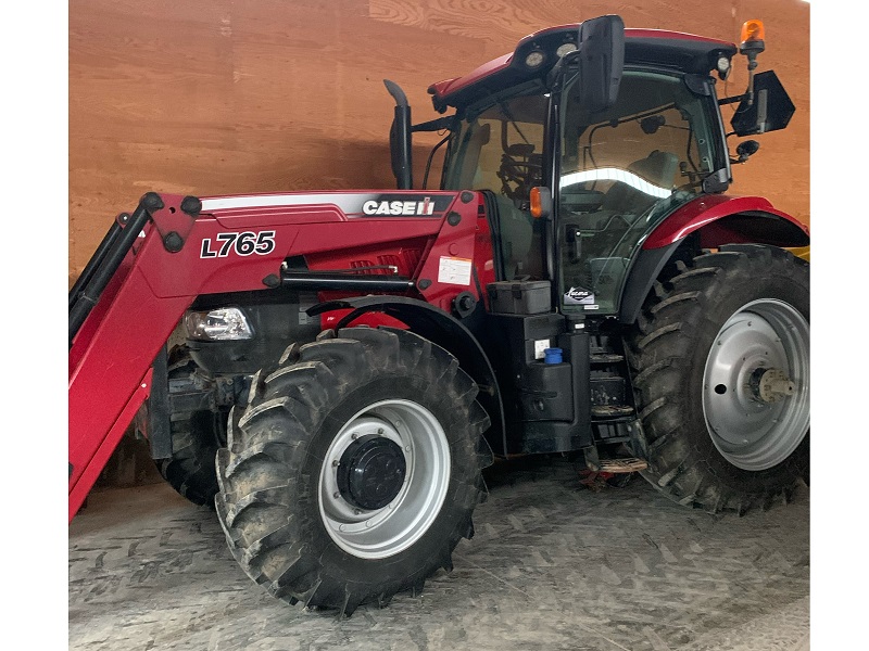 2017 CASE IH PUMA 165 TRACTOR WITH LOADER