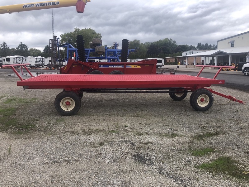 2022 CREEKBANK 8.5X20 BALE WAGON