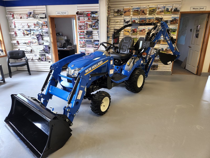 2022 NEW HOLLAND WORKMASTER 25S TRACTOR WITH BACKHOE AND LOADER