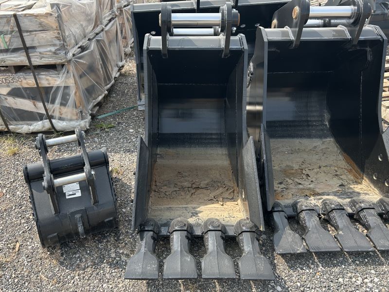 2022 H&H MANUFACTURING 24 INCH HD EXCAVATOR BUCKET