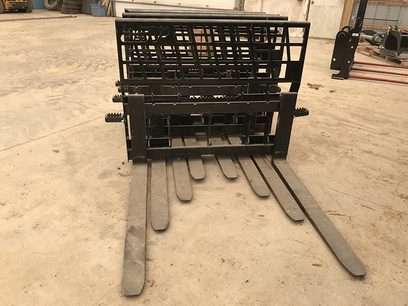 2022 ASV 42 INCH PALLET FORK WITH GUARD