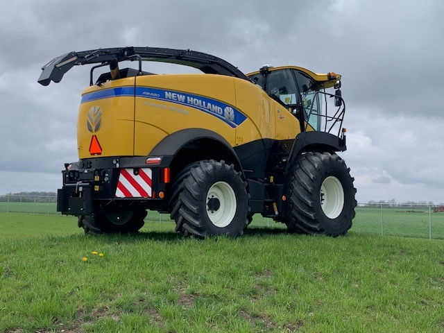2023 NEW HOLLAND FR480 FORAGE HARVESTER ***CASH PRICE***