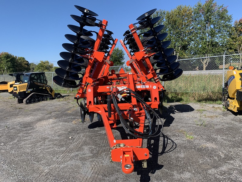 2023 KUHN 8220-22W TANDEM DISC HARROW