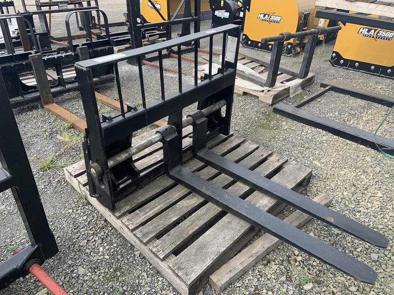 2022 48 INCH JCB PALLET FORKS