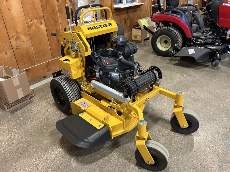 2022 HUSTLER SUPER S 36 INCH ZERO TURN MOWER