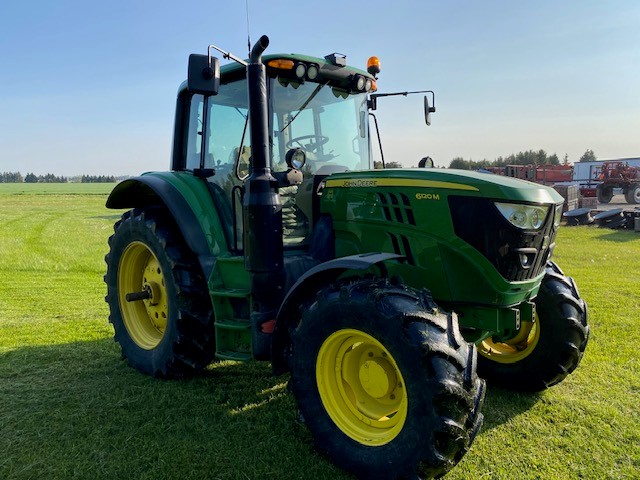 2018 JOHN DEERE 6120M TRACTOR