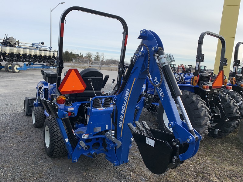 2024 NEW HOLLAND WORKMASTER 25S TRACTOR WITH LOADER AND BACKHOE