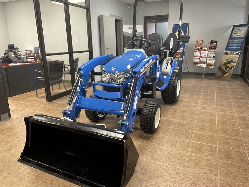 2024 NEW HOLLAND WORKMASTER 25S TRACTOR WITH MOWER