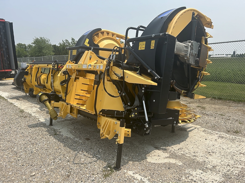 2023 NEW HOLLAND KEMPER 600 SFI 8 ROW CORN HEAD ***CASH PRICE***