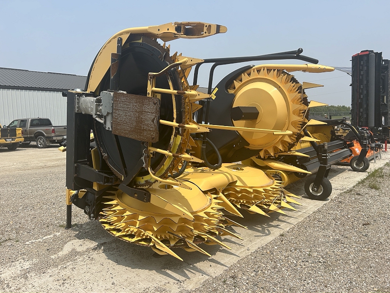 2023 NEW HOLLAND KEMPER 600 SFI 8 ROW CORN HEAD ***CASH PRICE***