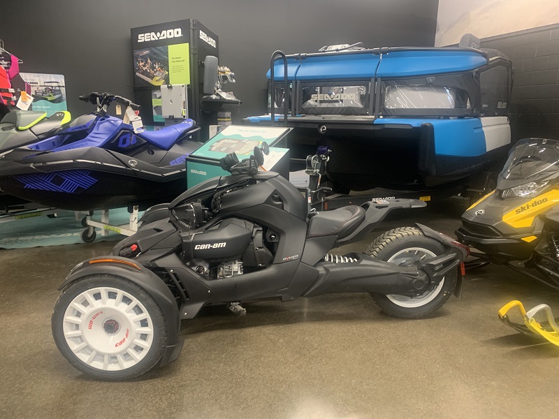 On-Road 3w Vehicles  2023 CAN-AM ON-ROAD RYKER RALLY 900 ACE 3 WHEEL VEHICLE (MOTORCYCLE) Photo