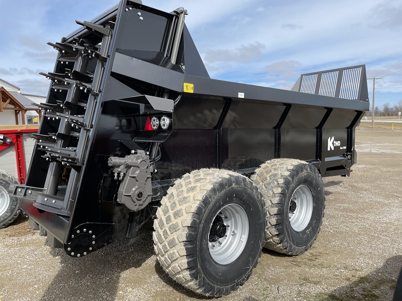 2023 KTWO DUO 1000 MANURE SPREADER