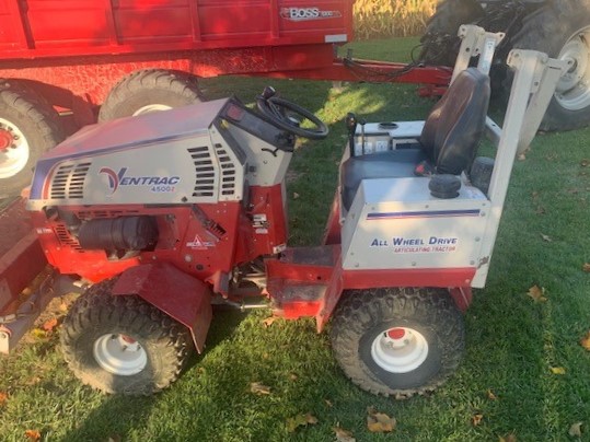 2017 VENTRAC 4500Z COMPACT 4WD TRACTOR