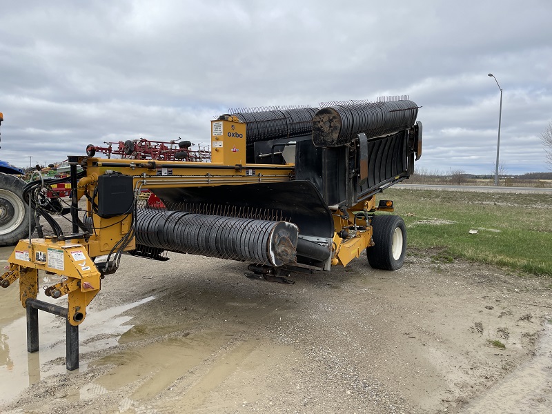 2014 OXBO 334 TRIPLE HEAD HAY & FORAGE WINDROW MERGER