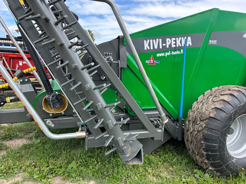 2023 KIVI PEKKA KP7 ROCK PICKER