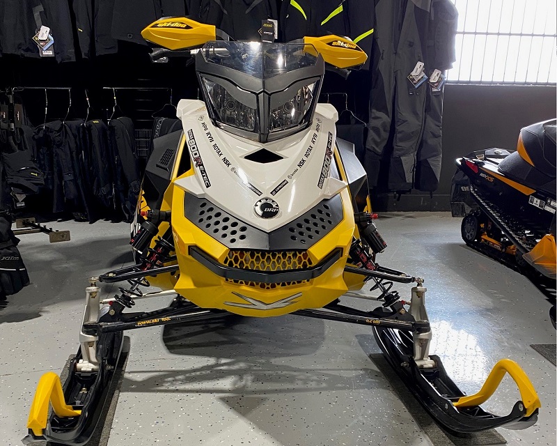 Delta Power Equipment 2011 SKIDOO XRS 800 SNOWMOBILE