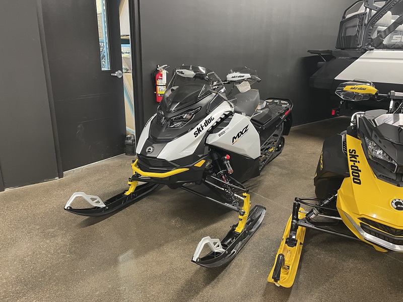 DELTA POWER BRP 2024 MXZ ADRENALINE WITH BLIZZARD PACKAGE SNOWMOBILE