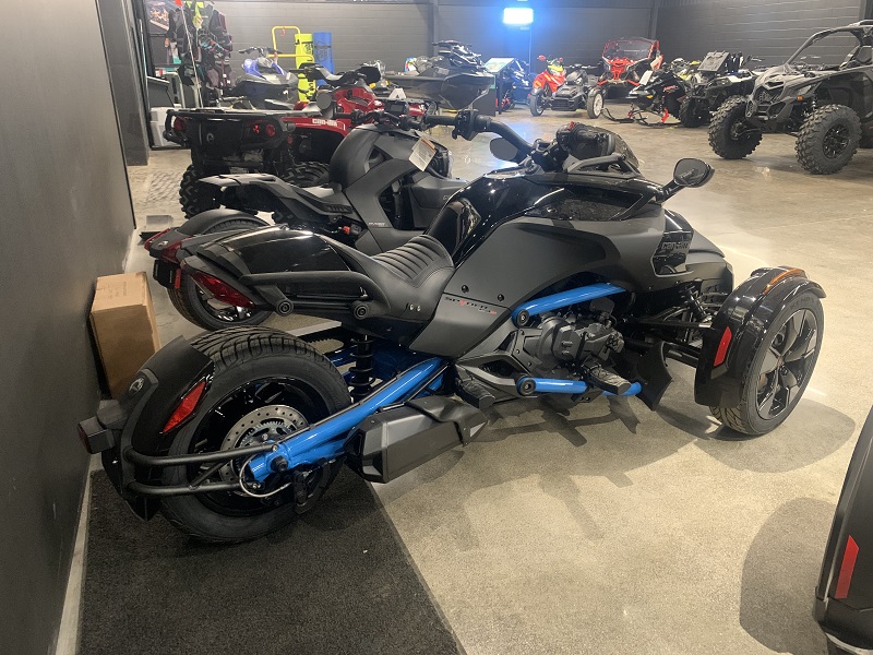 On-Road 3w Vehicles  2023 CAN-AM SPYDER F3-S SPECIAL SERIES 3-WHEEL VEHICLE (MOTORCYCLE) Photo