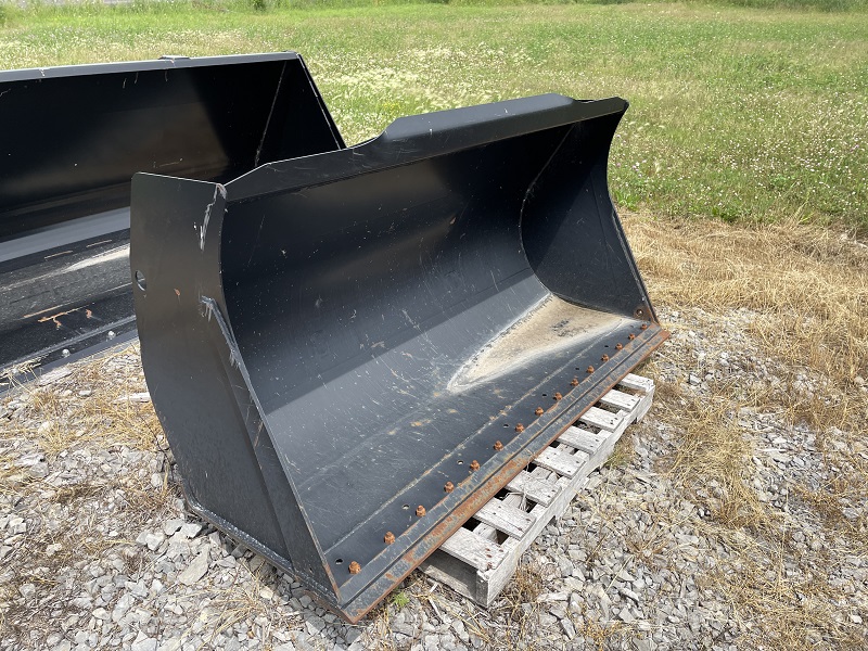 2021 JCB 76 INCH COMPACT WHEEL LOADER BUCKET