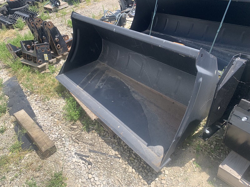 2019 NEW HOLLAND 73 INCH STANDARD MATERIAL LOADER BUCKET
