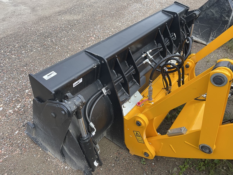 Delta Power Equipment JCB 6 IN 1 BUCKET FOR 3CX COMPACT BACKHOE LOADERS