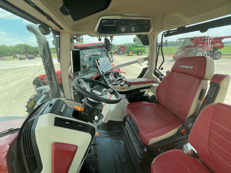 2024 CASE IH PUMA 185 CVXDRIVE TRACTOR