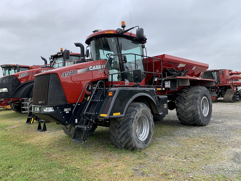 2023 CASE IH TITAN 4540 FLOATER WITH NEW LEADER NL5000 G5 SPINNER SPREADER