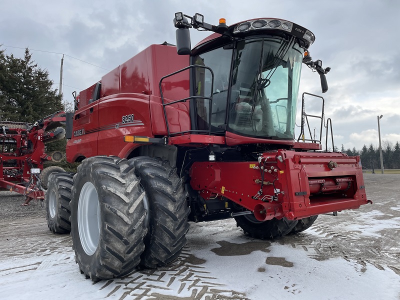 2024 CASE IH 8250 AXIAL-FLOW COMBINE