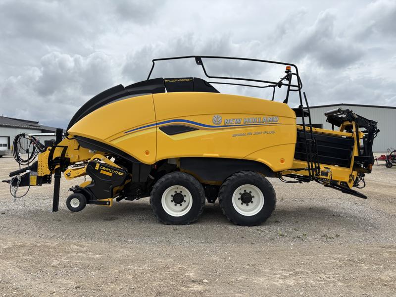 2024 NEW HOLLAND BIGBALER 330R PLUS BIG SQUARE BALER