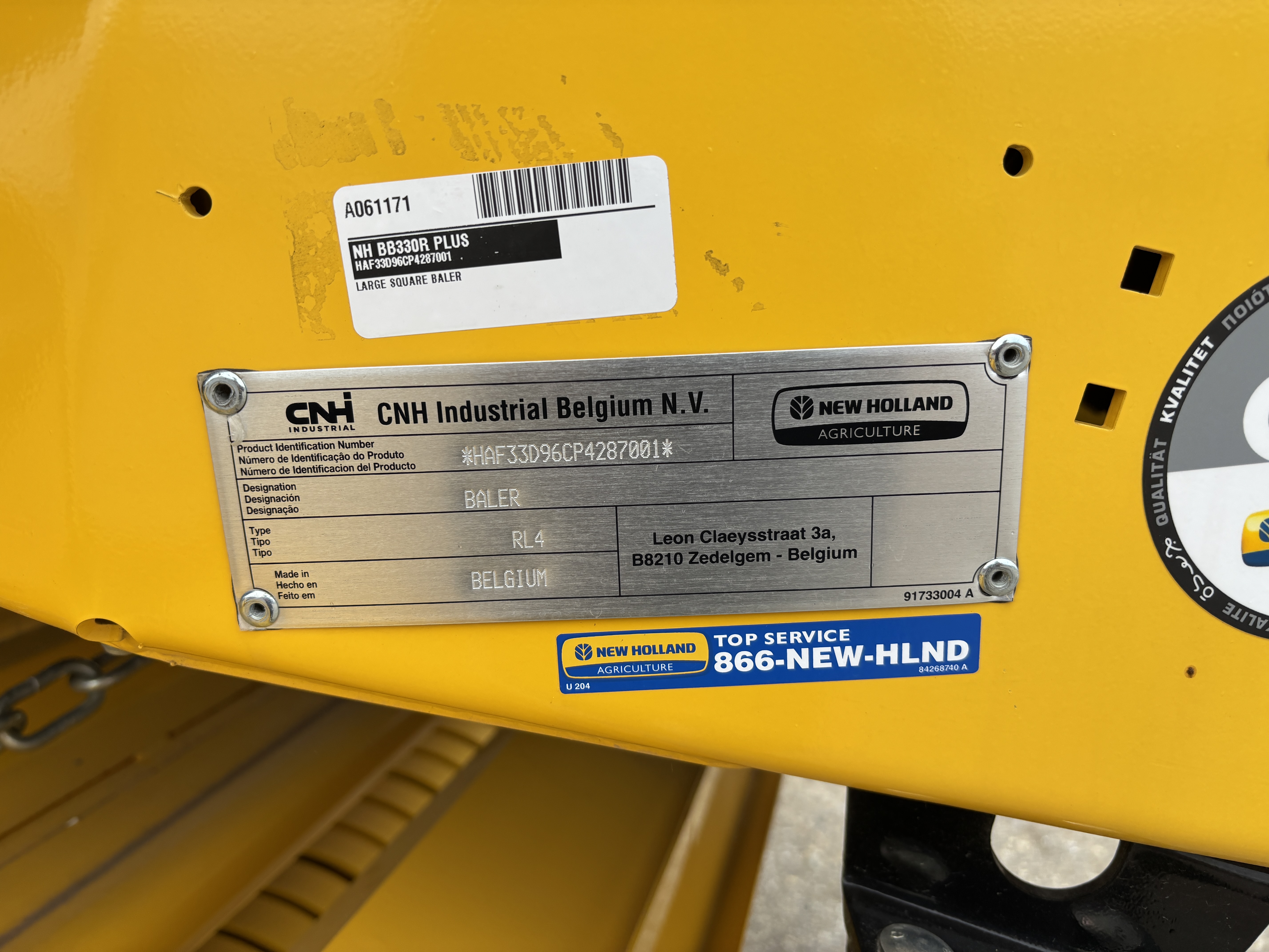2024 NEW HOLLAND BIGBALER 330R PLUS BIG SQUARE BALER
