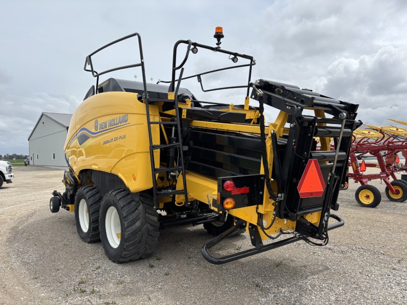 2024 NEW HOLLAND BIGBALER 330R PLUS BIG SQUARE BALER