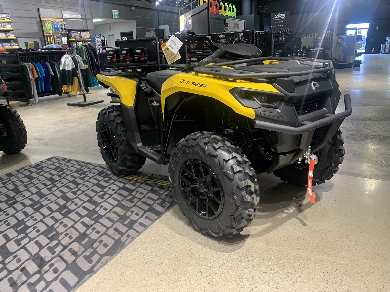 ATV & Utility Vehicles  2024 CAN-AM OUTLANDER XT 700 ATV Photo