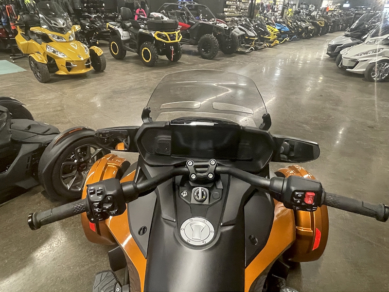 2024 CAN-AM ON-ROAD SPYDER F3 LIMITED SPECIAL SERIES 3 WHEEL ON-ROAD VEHICLE (MOTORCYCLE)