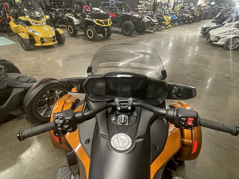 Motorcycles  2024 CAN-AM ON-ROAD SPYDER F3 LIMITED SPECIAL SERIES 3 WHEEL ON-ROAD VEHICLE (MOTORCYCLE) Photo