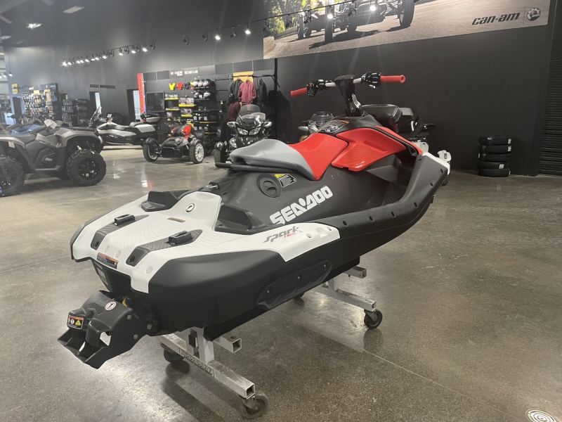 2024 SEA-DOO SPARK TRIXX 1UP PERSONAL WATERCRAFT WITH AUDIO