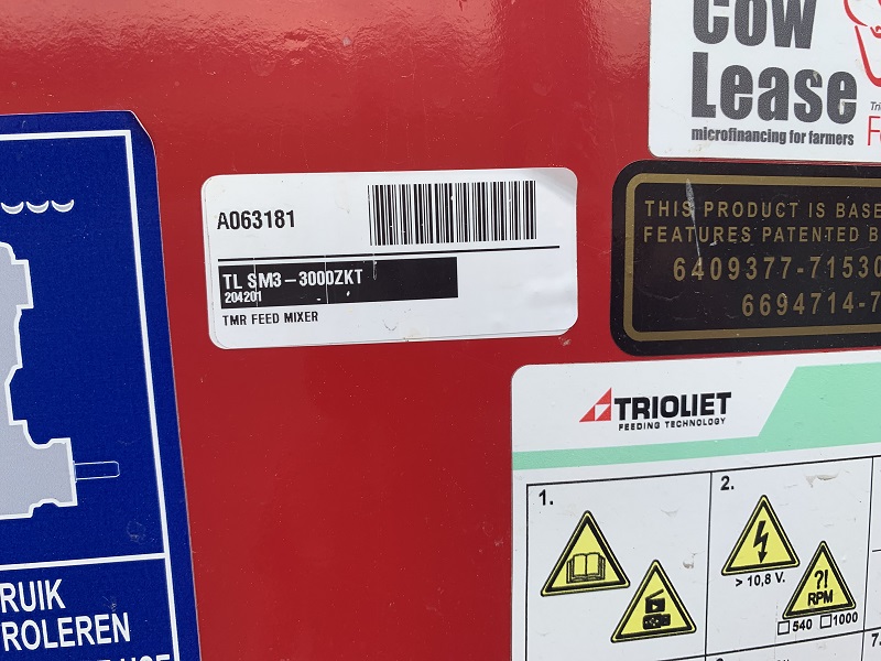 2023 TRIOLIET SOLOMIX 3 3000 ZKT TMR FEED MIXER
