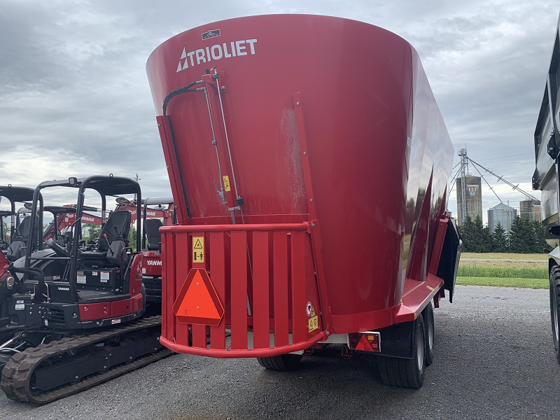 2023 TRIOLIET SOLOMIX 3 3000 ZKT TMR FEED MIXER