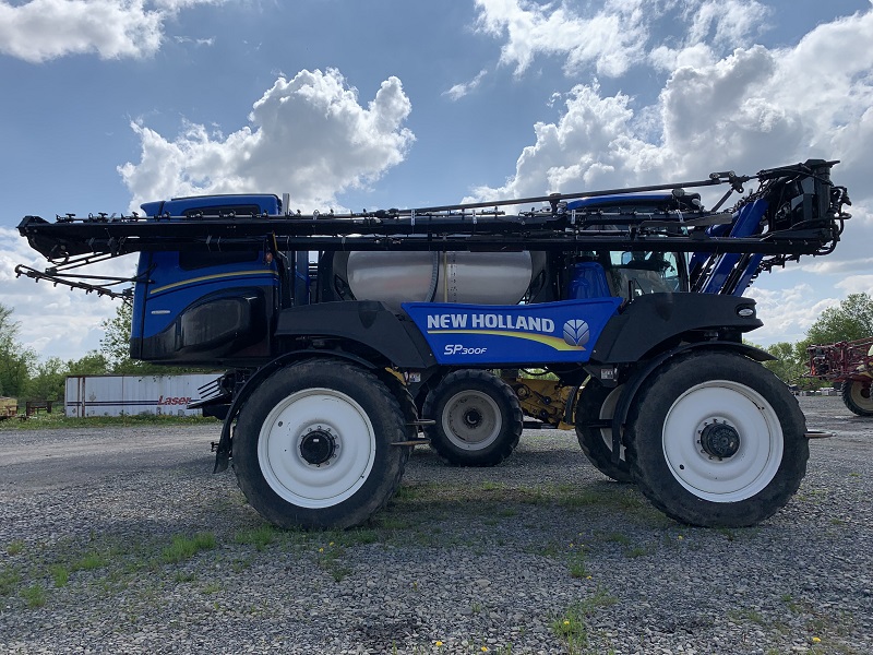 2017 NEW HOLLAND SP.300F SELF PROPELLED SPRAYER***12 MONTH WAIVER***