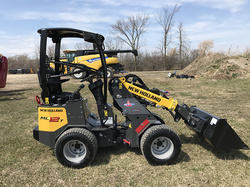 2024 NEW HOLLAND ML12T SMALL ARTICULATED TELESCOPIC WHEEL LOADER