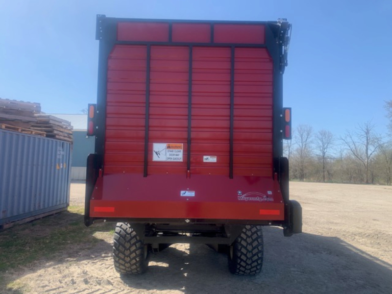 2024 MEYER MANUFACTURING RTH222-C FORAGE BOX