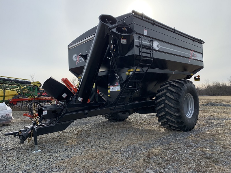 2024 J & M 812-18 X-TENDED REACH GRAIN CART