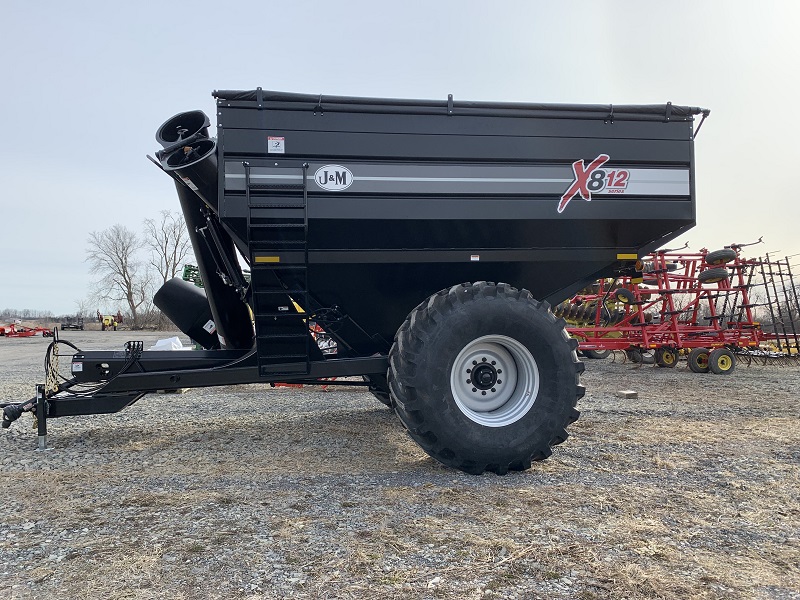 2024 J & M 812-18 X-TENDED REACH GRAIN CART