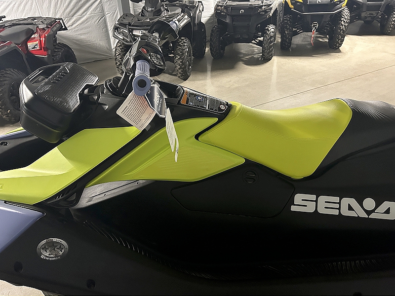 2024 SEA-DOO SPARK TRIXX 1UP PERSONAL WATERCRAFT WITH AUDIO