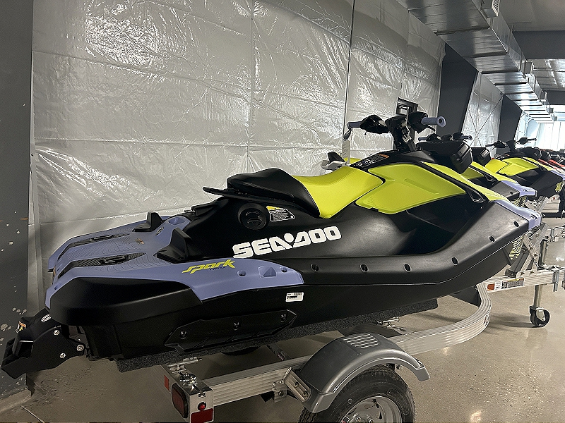 2024 SEA-DOO SPARK TRIXX 1UP PERSONAL WATERCRAFT WITH AUDIO
