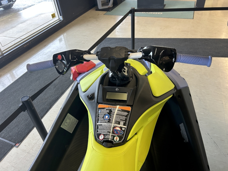 2024 SEA-DOO SPARK TRIXX 1UP PERSONAL WATERCRAFT