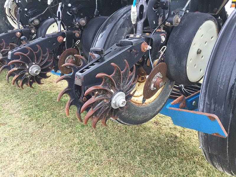 2009 KINZE 3600-16R PLANTER LOADED WITH 2023 TECHNOLOGY