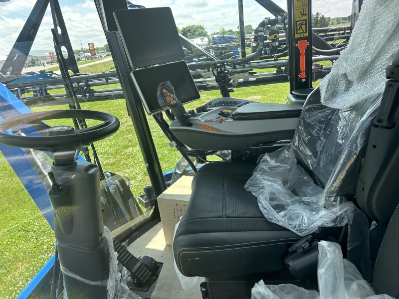2024 NEW HOLLAND GUARDIAN SP.310F SELF-PROPELLED FRONT BOOM SPRAYER