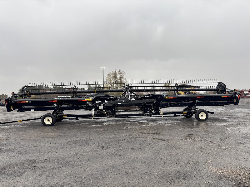 2018 MACDON FD75-45 FLEX DRAPER HEAD WITH CART