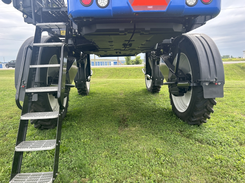 2024 NEW HOLLAND GUARDIAN SP.310F SELF-PROPELLED FRONT BOOM SPRAYER
